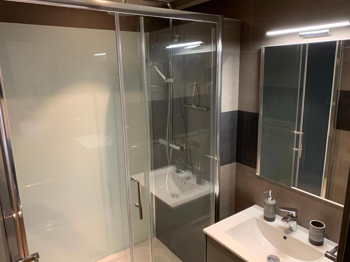 Chambre D'Hotes Naturiste Le Jardin Des Hirondelles Blanzaguet-Saint-Cybard Eksteriør billede