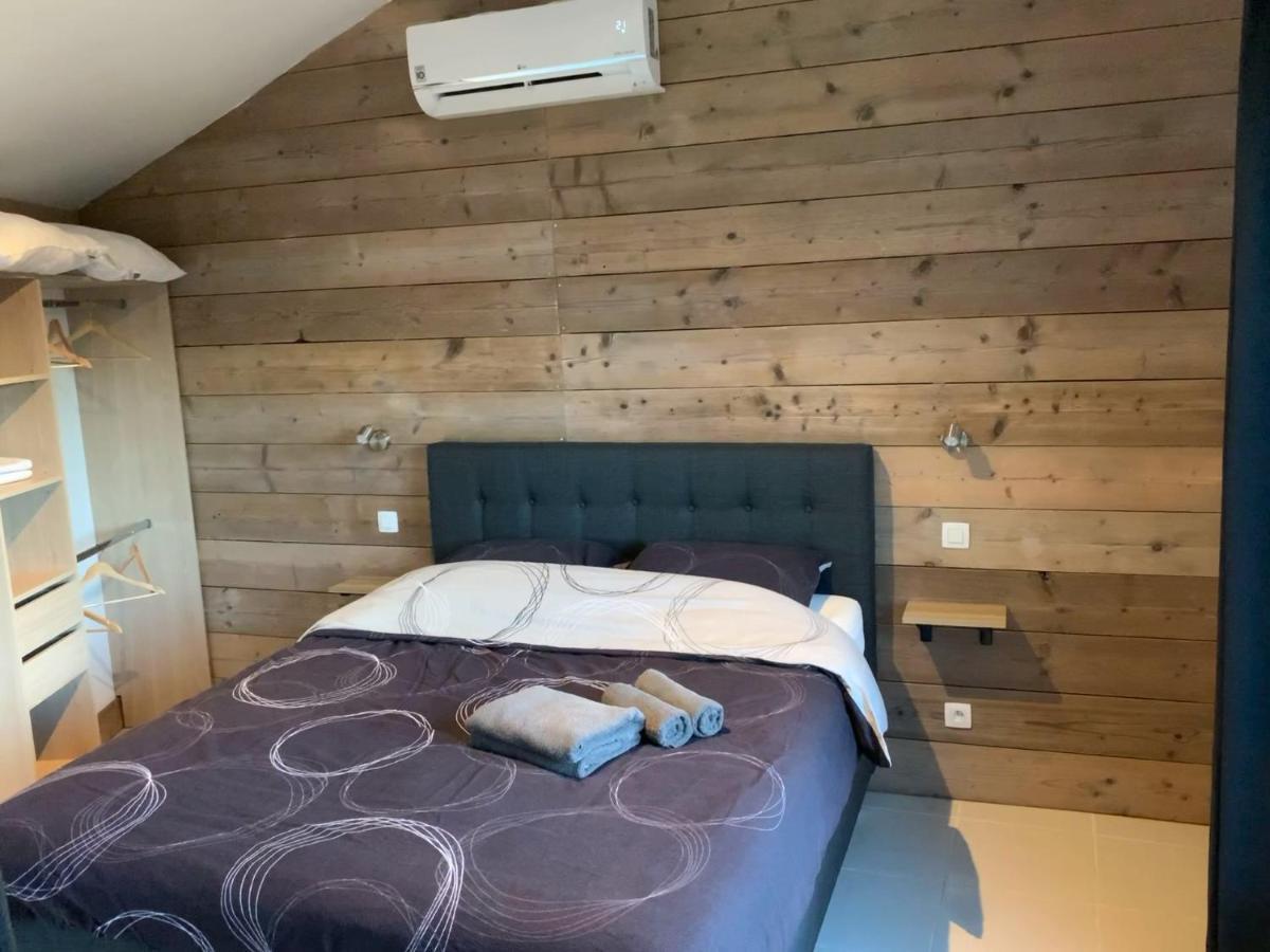 Chambre D'Hotes Naturiste Le Jardin Des Hirondelles Blanzaguet-Saint-Cybard Eksteriør billede