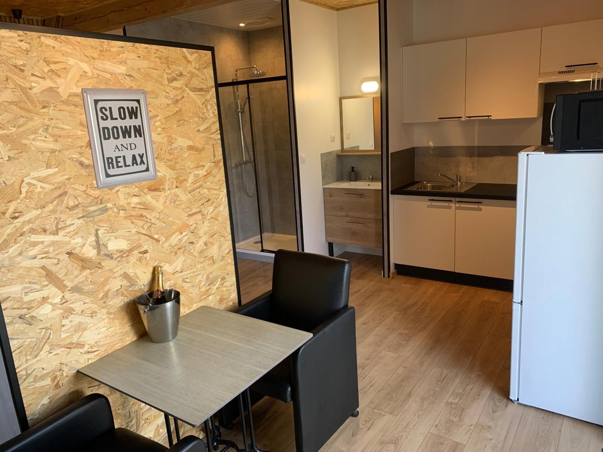 Chambre D'Hotes Naturiste Le Jardin Des Hirondelles Blanzaguet-Saint-Cybard Eksteriør billede